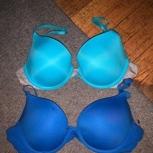 Victoria’s Secret PINK bundle of 2 push up bras